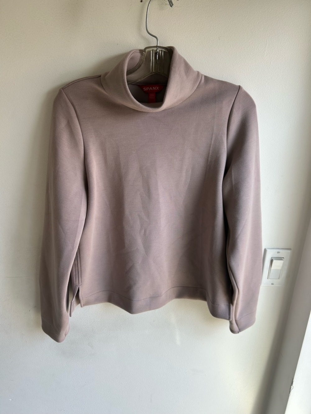 Spanx AirEssentials Luxe Top, long sleeve. Size small. Great condition - Picture 3 of 5
